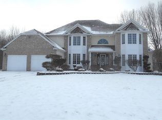 5 Connies Ln, Spencerport, NY