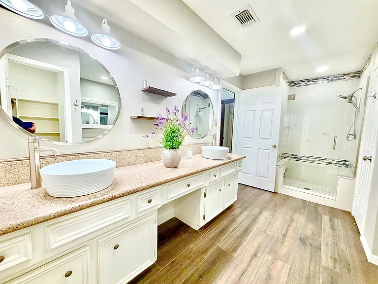 18315 Forest Town Dr — Photo 13