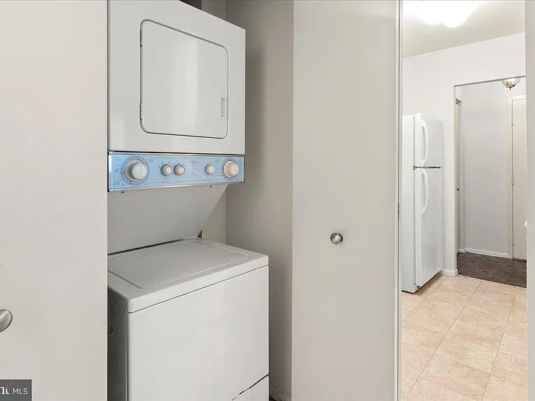 1701 Mount Washington Ct #D — Photo 12