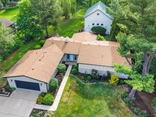 986 Indian Hills ROAD, Fontana, WI 53125