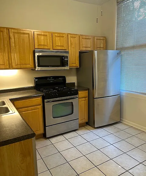 1710 N Talman Ave #1 — Photo 1