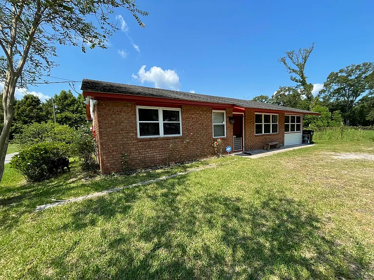 12601 Patterson Rd — Photo 2
