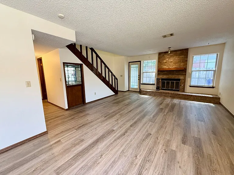 3202 Barley Ct — Photo 8