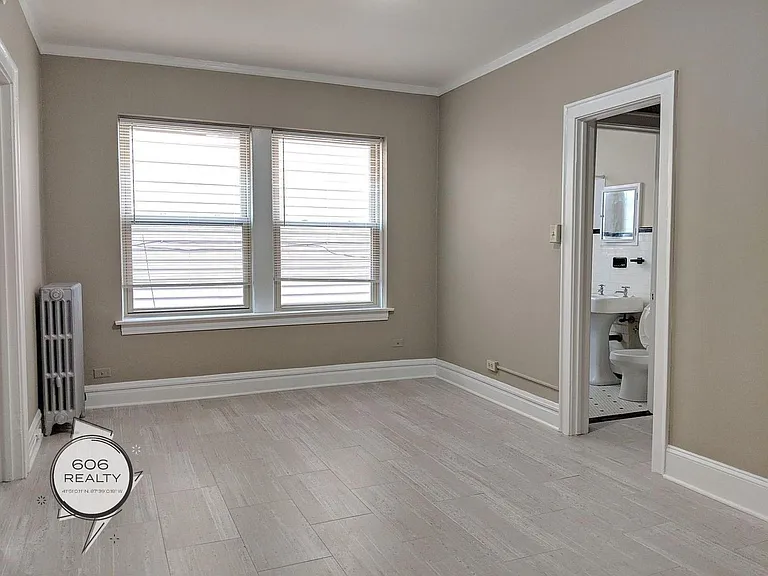 3118-20 S Oak Park Ave — Photo 24