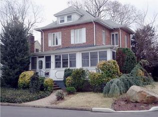 153 Bergen St, Woodbridge, NJ 07095