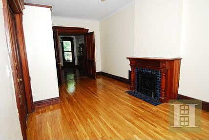 2nd image of 61 Decatur St