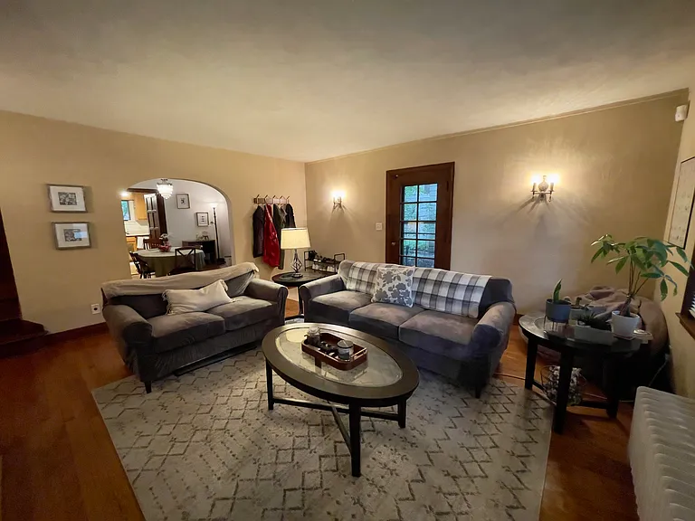 2226 Kendall Ave — Photo 13