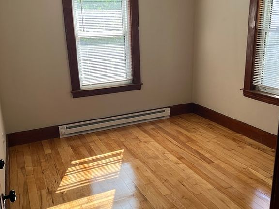 5th image of 8 Harding St #B