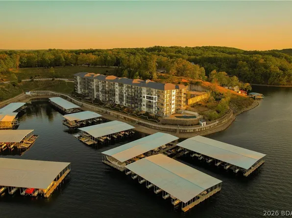 183 Upper Monarch Cove Dr Unit 4B, Lake Ozark, MO 65049