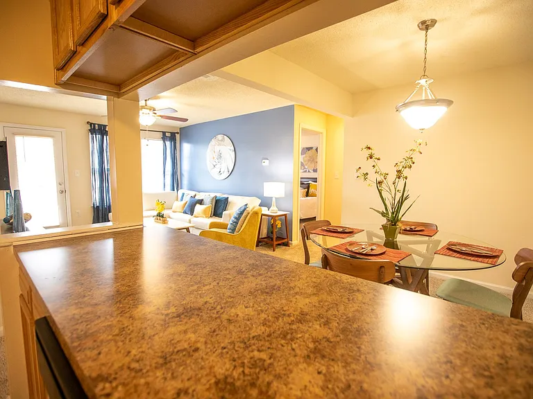 Woodbriar Apartment Homes — Photo 35