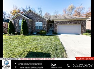 1907 Sterling Oaks Dr, Sellersburg, IN 47172