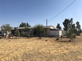 33343 Circle C Rd, Lucerne Valley, CA 92356