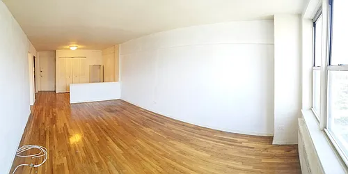 Rented by Smart NY Realty LLC