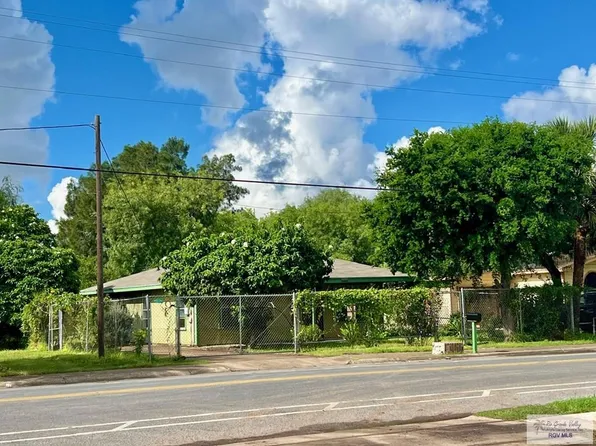 1326 La Posada Dr, Brownsville, TX 78521