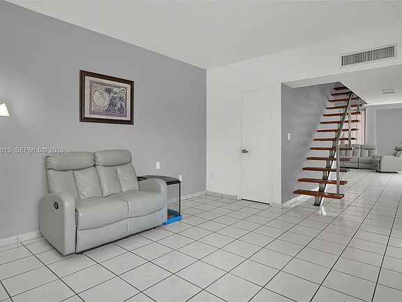 3rd image of 9177 Fontainebleau Blvd APT 3