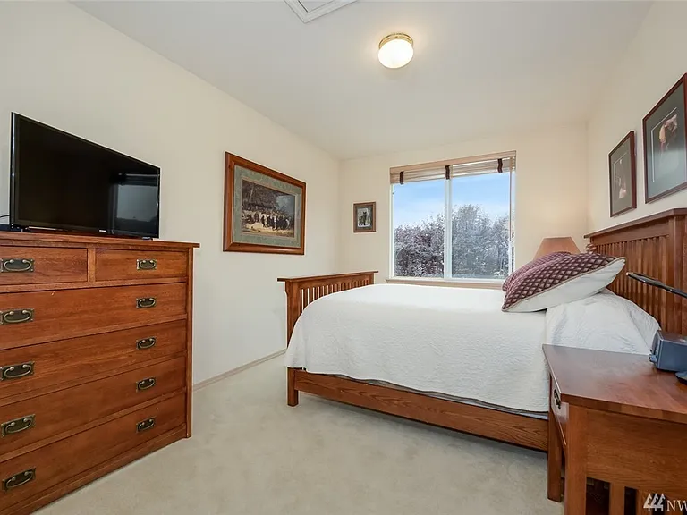 18815 20th Dr SE — Photo 10