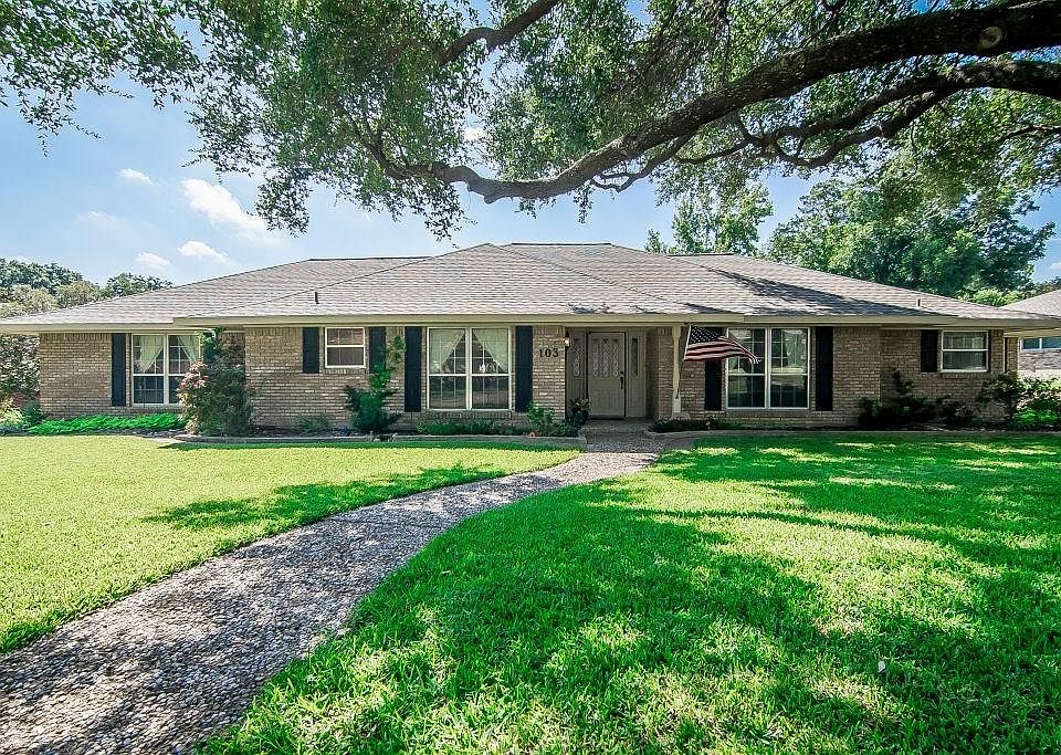 1st image of 103 Westwood Cir