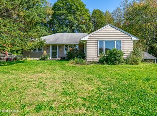 20 Rice Mountain Pl, Troy, NY 12182