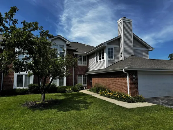 8989 Woodbridge DRIVE, Greendale, WI 53129