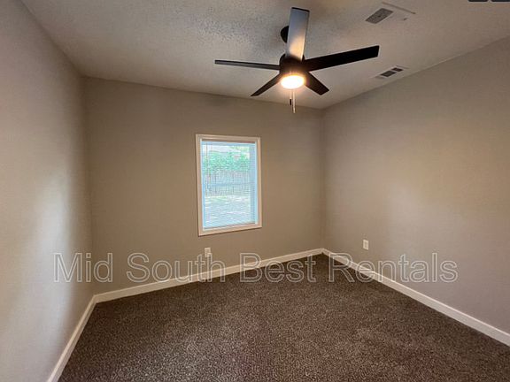 4th image of 1297 Elkwood St