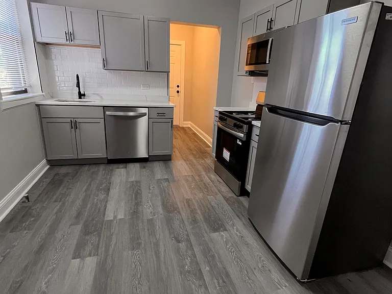 4918 S Vincennes Ave #3R — Photo 12
