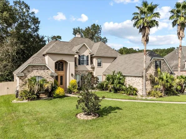 260 Delta Dr, Mandeville, LA 70471