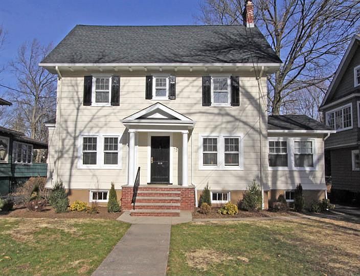2nd image of 75 Jefferson Ave