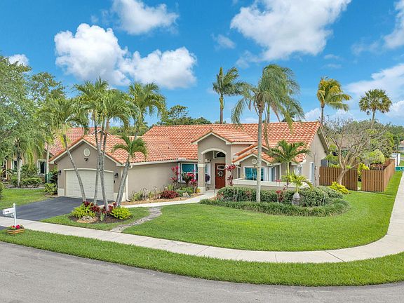 4th image of 12644 SW 8th Court