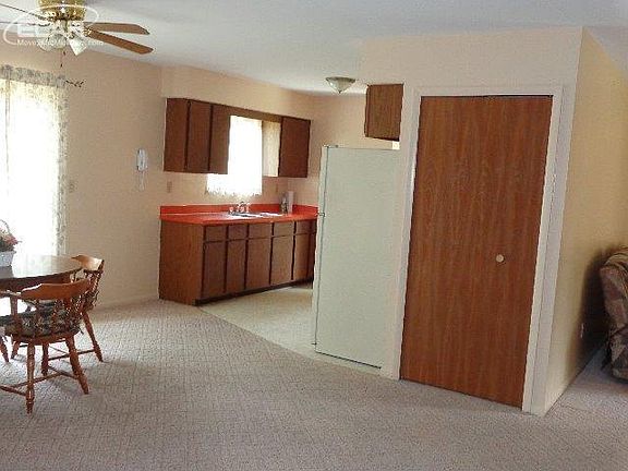 4th image of 146 Erean St