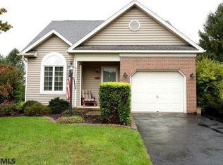 3045 Sheffield Dr, State College, PA 16801