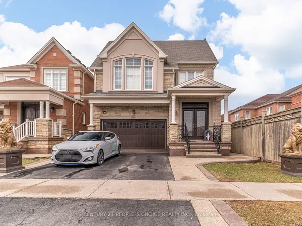 220 Castle Oaks Cross, Brampton, ON L6P 3X2