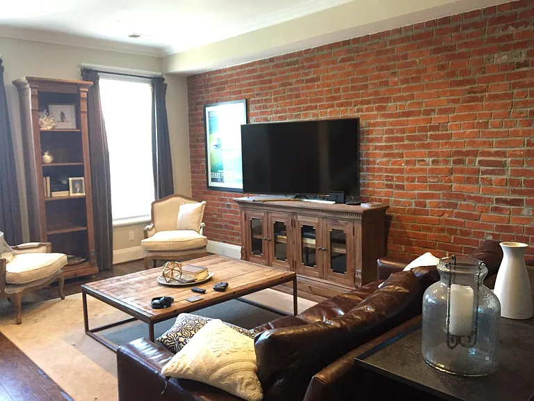 712 11th St SE — Photo 8