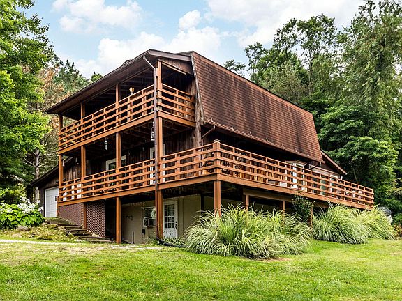 4th image of 855 Orchard Dr NW