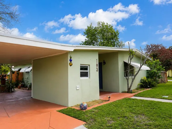 103 SE Bonita Court, Port St Lucie, FL 34983