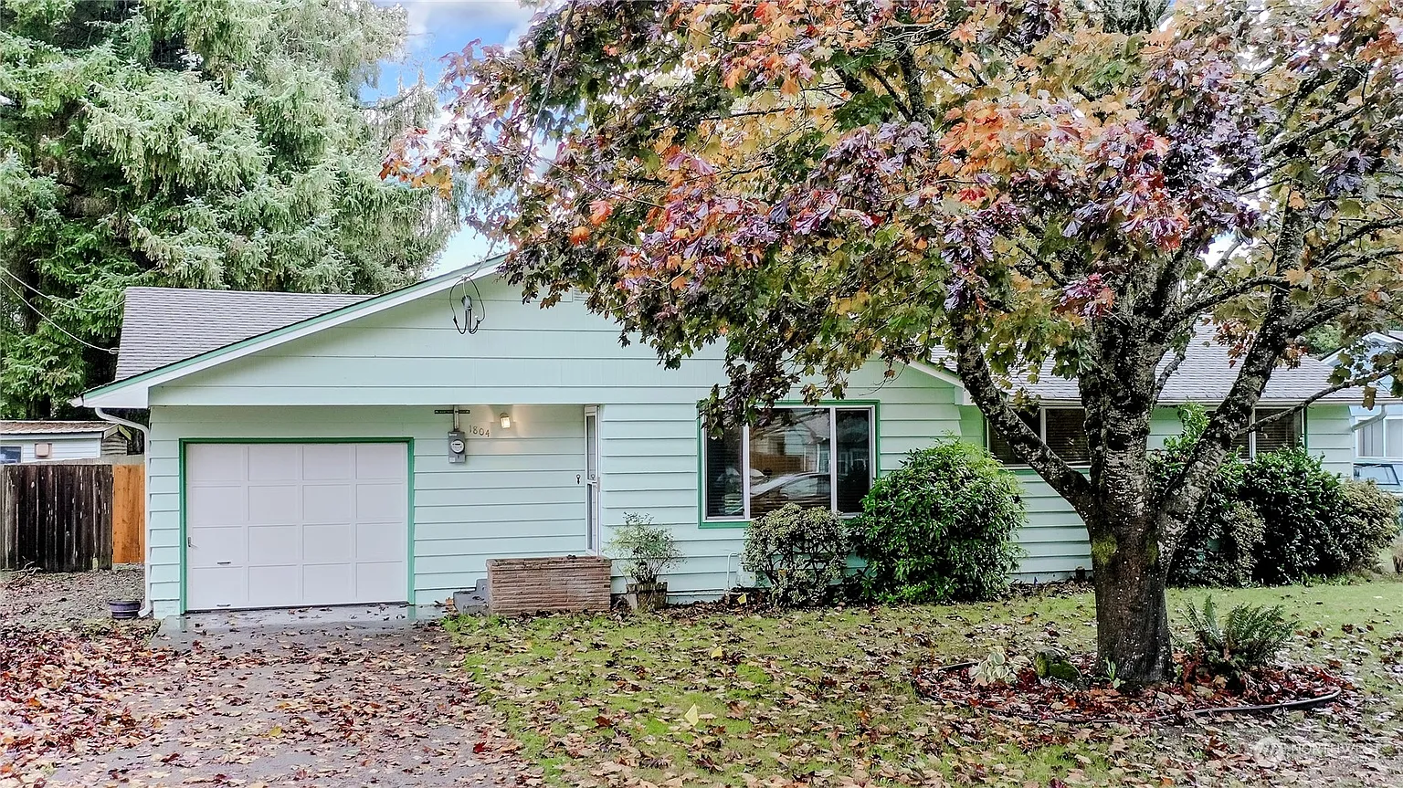 1804 Curtis Court SE photo 1