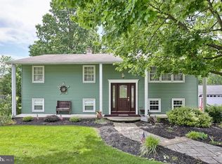 652 Hoffer St, Middletown, PA 17057