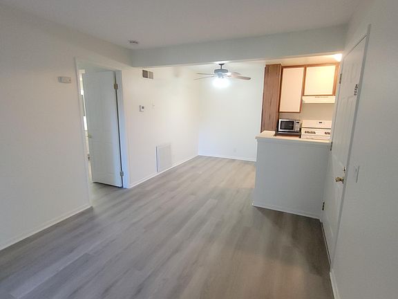 5th image of 4573 Alamo St Unit B