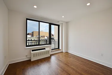 Rented by Sumitomo Real Estate Sales