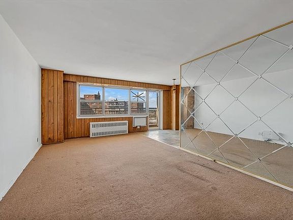 3rd image of 2925 W 5th St APT 22C