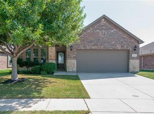 5712 Ridge Lake Dr, Fort Worth, TX 76244
