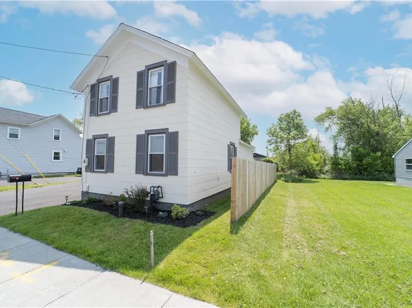 224 E 1st St, East Syracuse, NY 13057