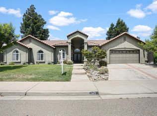 2421 Castleview Dr, Turlock, CA 95382