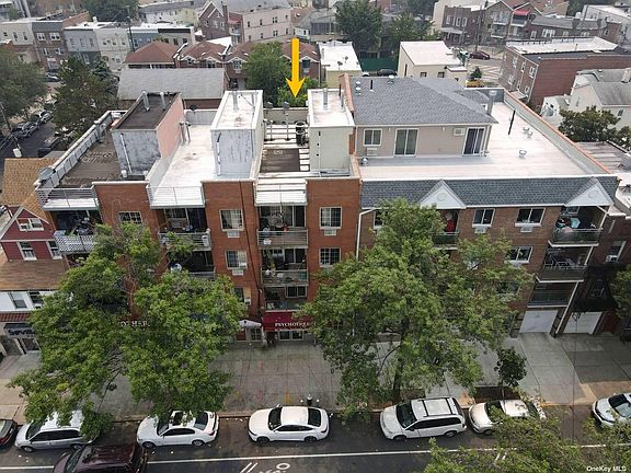 2nd image of 10320 Corona Ave