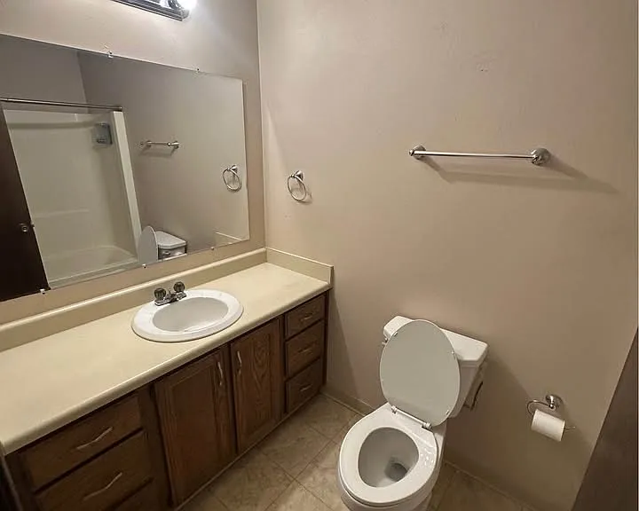 1083 NW Greenwood St #1083 — Photo 6