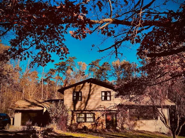 14259 Saint Croix Trl N, Stillwater, MN 55082