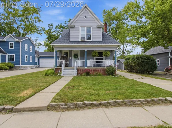 625 N Main St, Chelsea, MI 48118