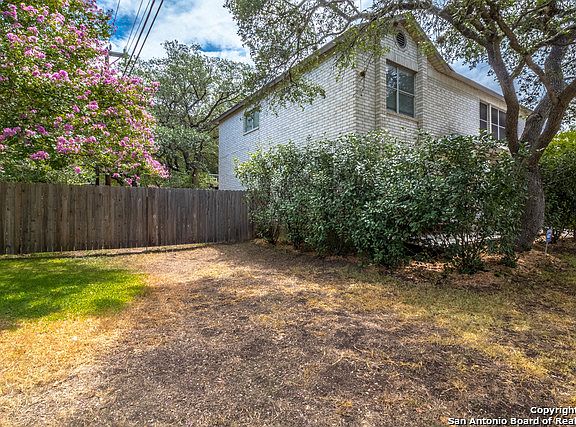 5th image of 15758 Lomita Springs Dr