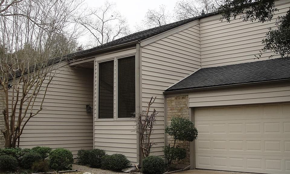 1st image of 15911 Seven Springs Dr