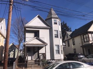 74 Carleton Ave, Bridgeport, CT 06604