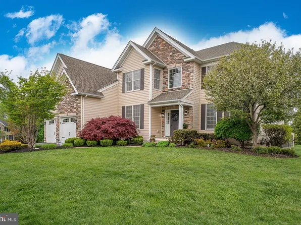 4428 Lobella Ct, Chester Springs, PA 19425